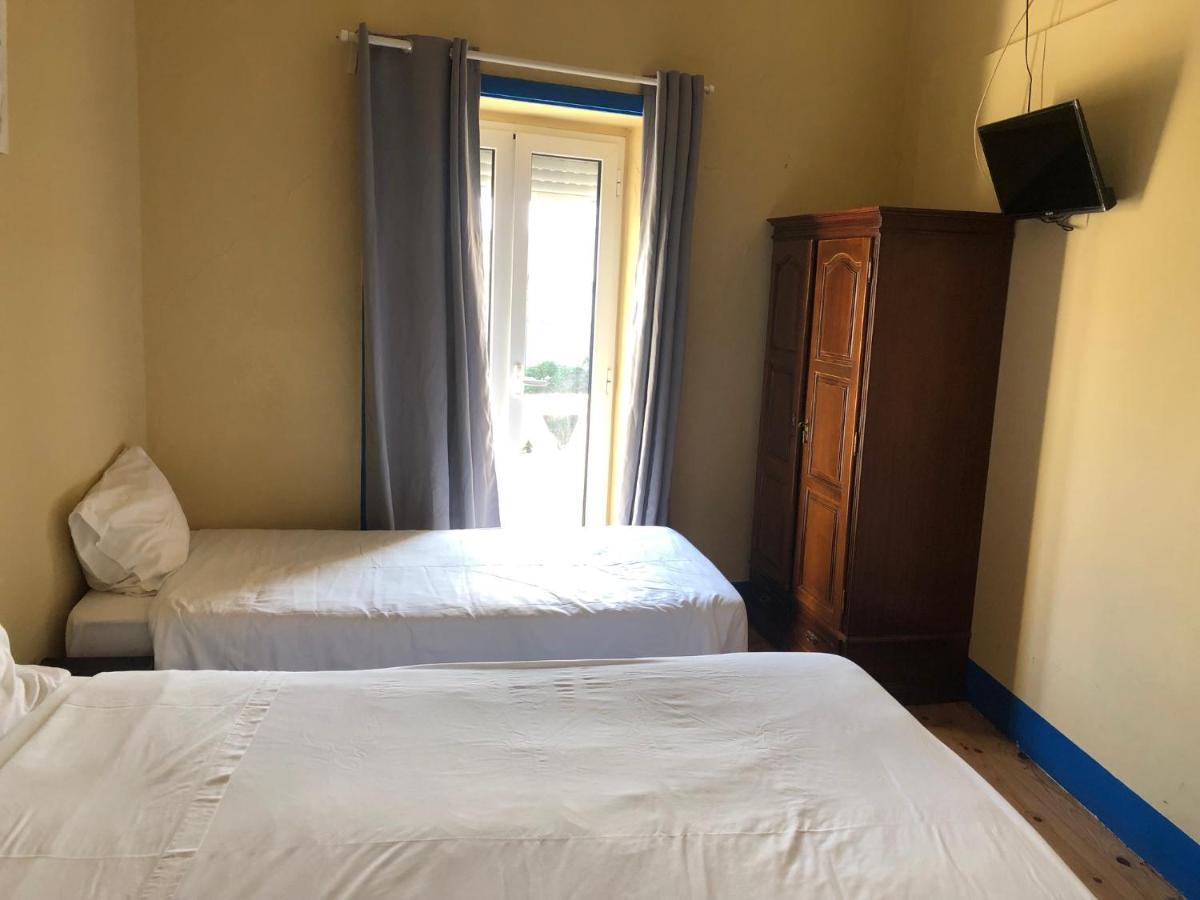 Aveiro Train Guesthouse Luaran gambar